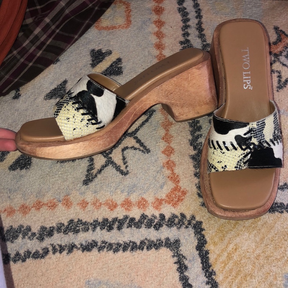 Shoes - Picture 2 of 2